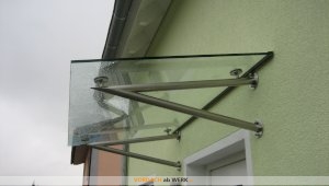 Vordach Silbersee - Glasvordach mit Wandanschlussprofil