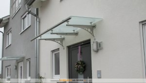 Vordach Müritz - Haustürüberdachung mit Glastönung